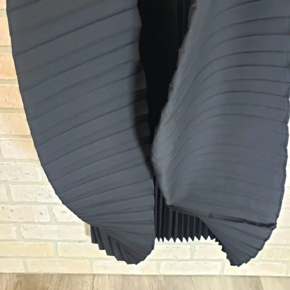 J. CREW Smocked Waist Pleated Dress Size 4